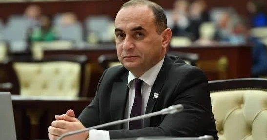 Deputatdan gənc alimlərin maaşı və elmi dərəcələrlə bağlı AÇIQLAMA