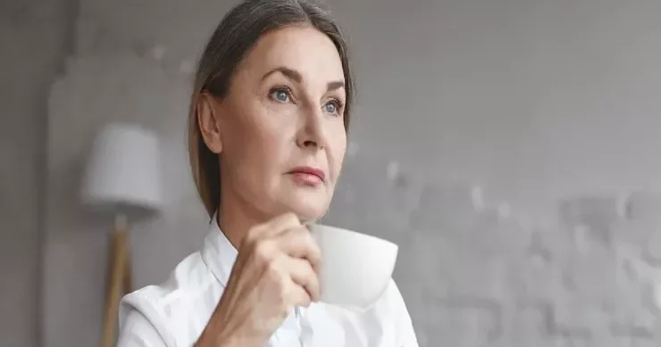 Yaşınız 50 ni keçib, xroniki xəstəliyiniz varsa qəhvə içəndə DİQQƏTLİ olun