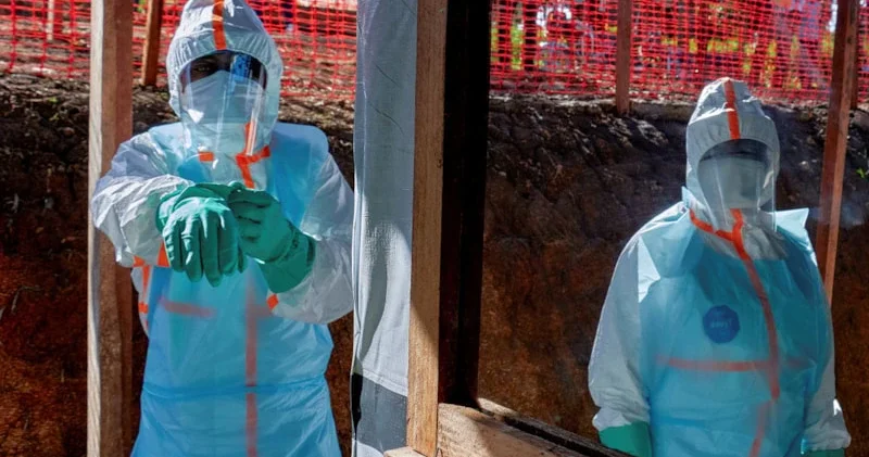 Ebola təhlükəsi böyüyür Virus yeni ölkələrə yayıldı