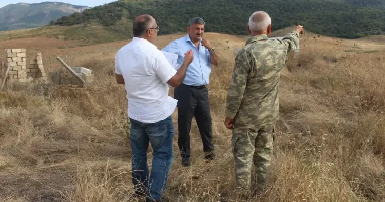 Azad edilmiş ərazilərdə mina və partlamamış hərbi sursatların yerləri müəyyənləşdirilir FOTO