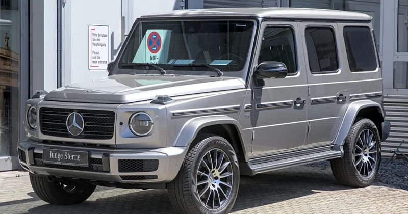 Mercedes kompakt G Wagen modelini təqdim edəcək...