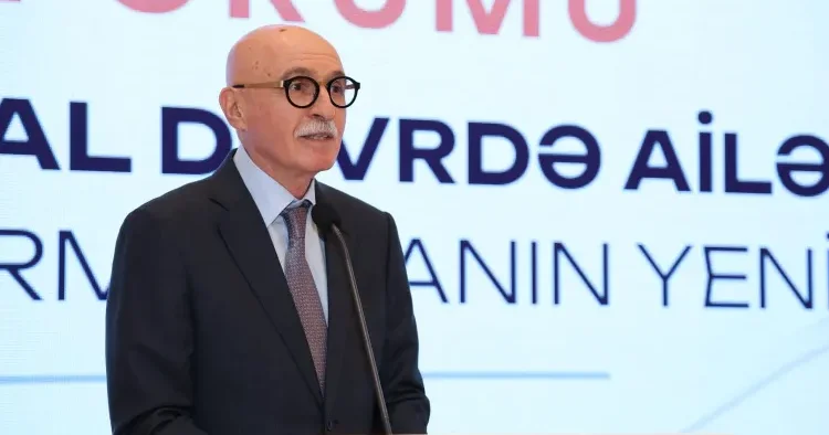 Canlı ünsiyyət azalır, rəqəmsal asılılıq artır Firudin Qurbanovdan XƏBƏRDARLIQ