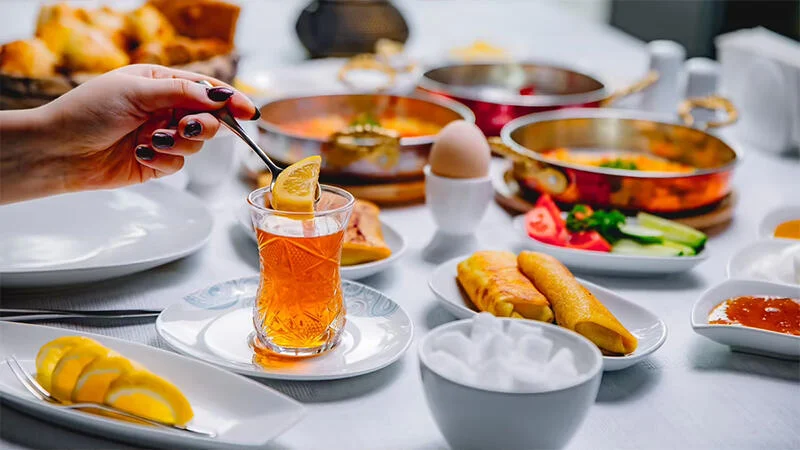 Restoranların bizə təklif etdiyi ucuz setlərin təhlükəsi var? KONKRET