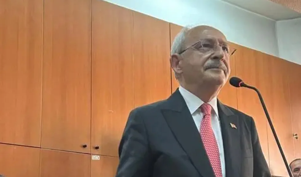 Kılıçdaroğlu hakim qarşısına çıxarıldı, ifadə verdi