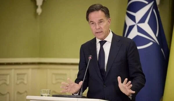 Rutte Trampı inandırmaq üçün ABŞa gedir Yeni Çağ Media