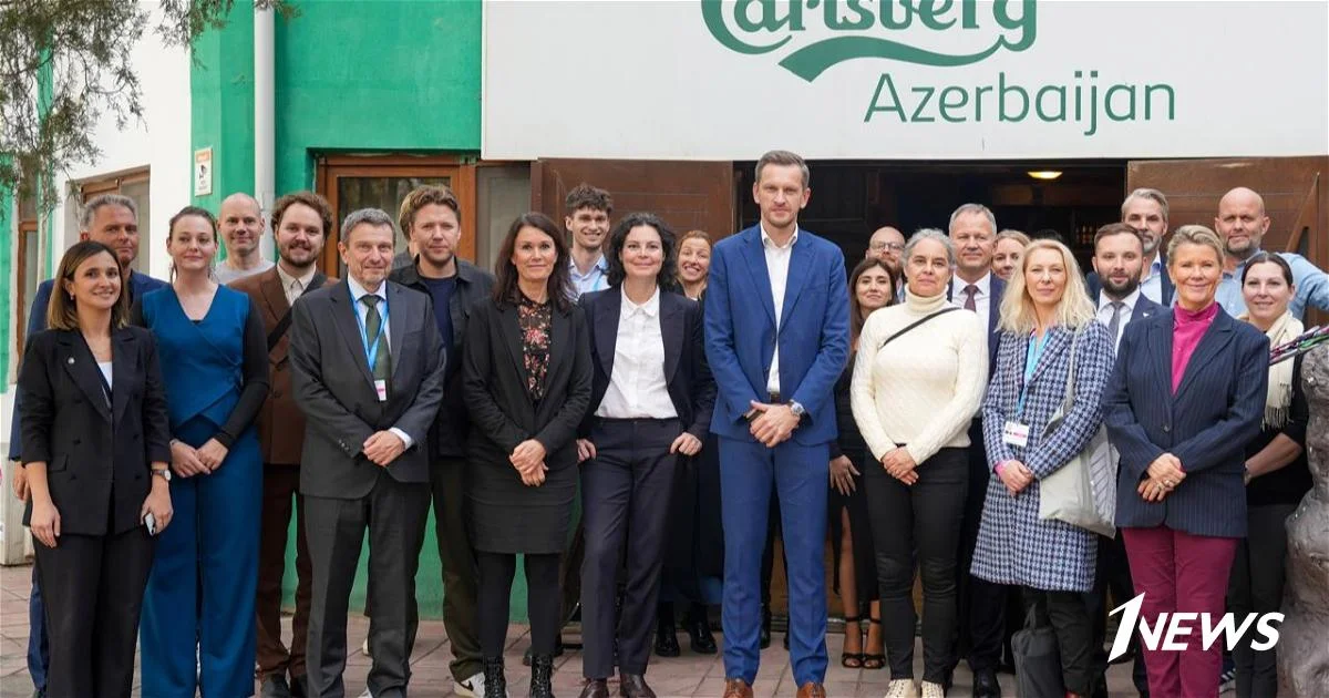 Делегация Дании посетила завод Carlsberg Azerbaijan ФОТО Новости