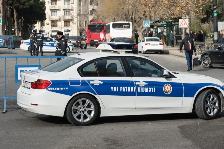 Yol polisi küləklə bağlı yol hərəkəti iştirakçılarına müraciət edib