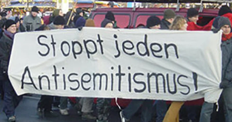 Çexiyada antisemitizm hallarının səviyyəsi kəskin yüksəlib