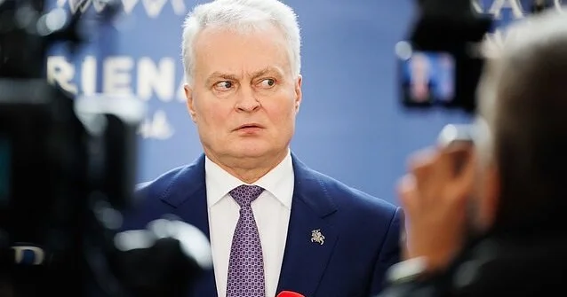 Heç bir sülh təşəbbüsü Ukraynanın təslim olmasına əsaslana bilməz Nauseda