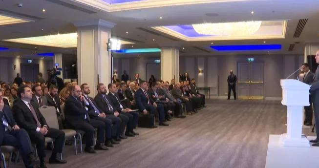 AZƏRTAC ın əməkdaşları İrəvanda oldu?.. Hansı tədbirdə?.. “Hraparak”