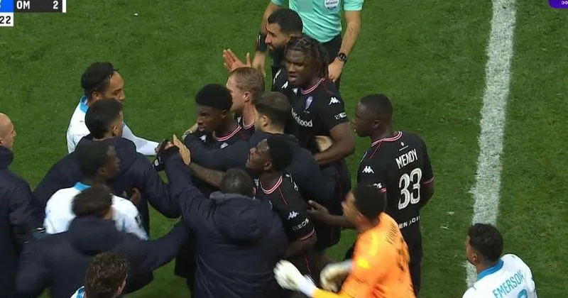 “Nitsa” “Marsel” oyununda kütləvi dava düşüb FOTO