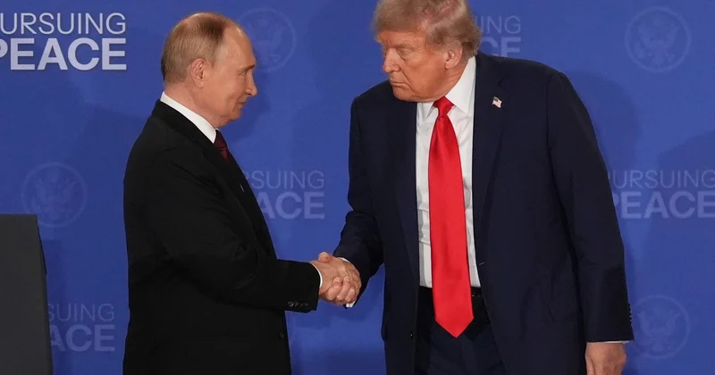 Putinlə Trampın görüşü gündəmdədir