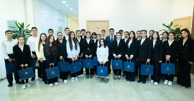 Sosial Xidmətlər Agentliyində məktəblilərlə görüş keçirilib