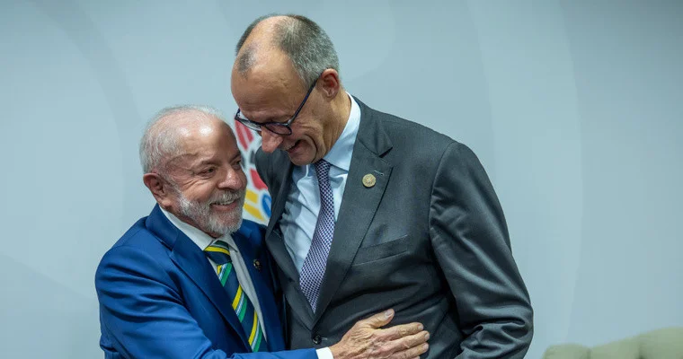 Мерц примирился с Лулой да Силвой после скандала вокруг слов канцлера о Белене