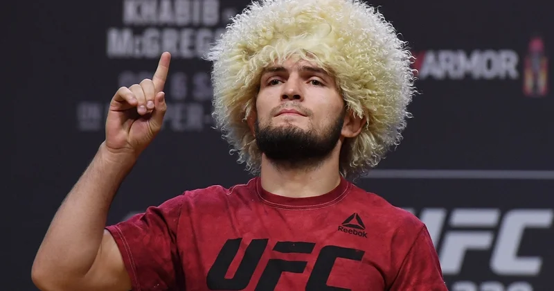 Nurməhəmmədovun papaqları hərracda satılacaq VİDEO