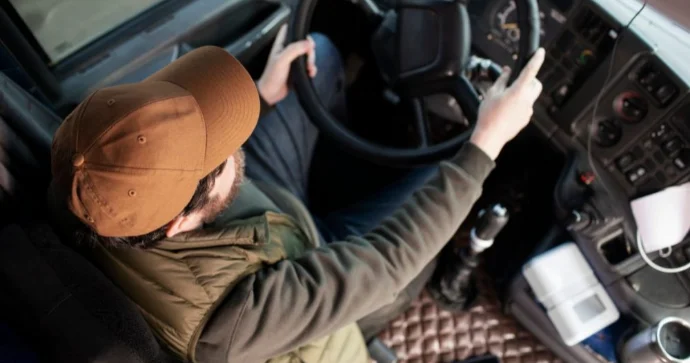 Polşada azərbaycanlı sürücüləri gözləyən problemlər