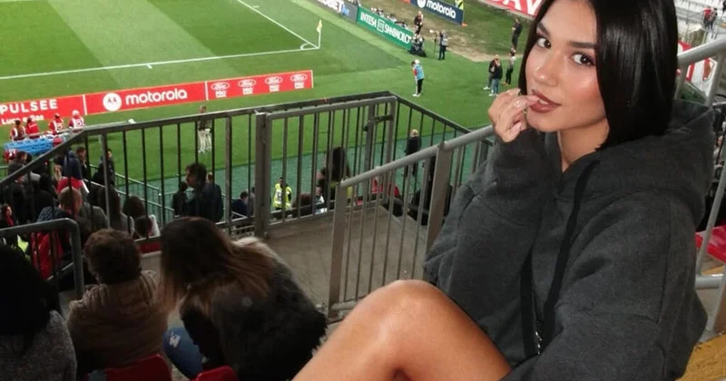 Rikkardo Kalaforinin sevgilisi gözəlliyi İLƏ GÜNDƏMDƏ FOTOlar