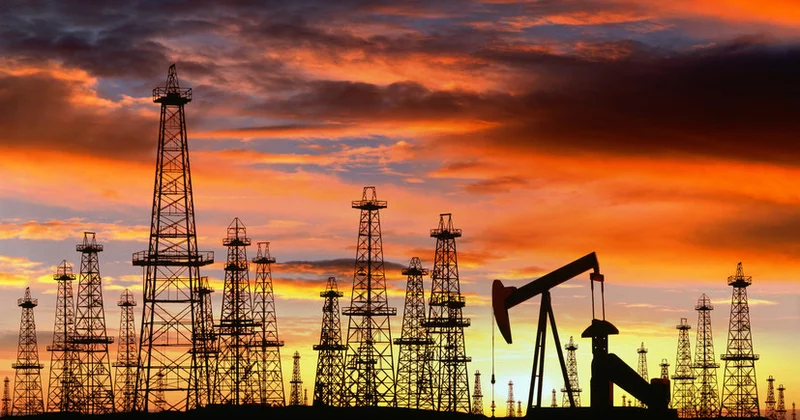 Hindistanın Reliance şirkəti Rusiya neftinin tədarükünü dayandırır