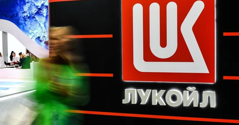 Litva LUKOIL un Kalininqrad tranzitini dayandırdı