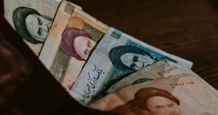 Иран проводит радикальную реформу национальной валюты