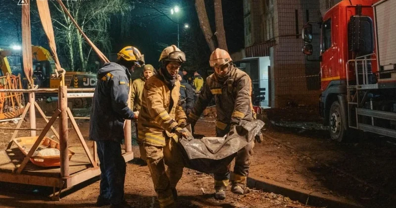 Число погибших в Тернополе выросло до 32: под завалами нашли тело женщины