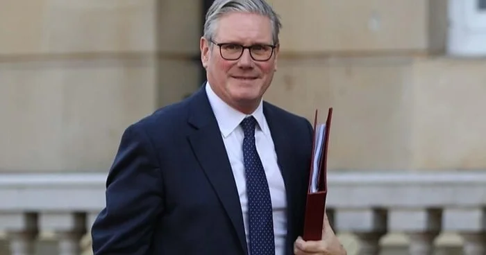 Starmer birinci Zelenskiyə sonra Trampa zəng etdi