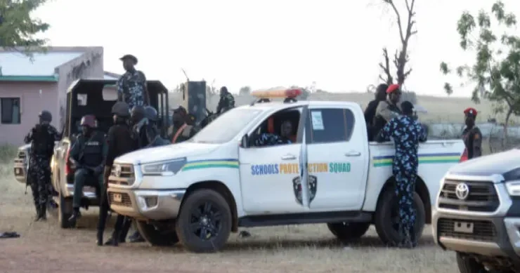 Nigeriyada məktəbdən 227 nəfər qaçırıldı