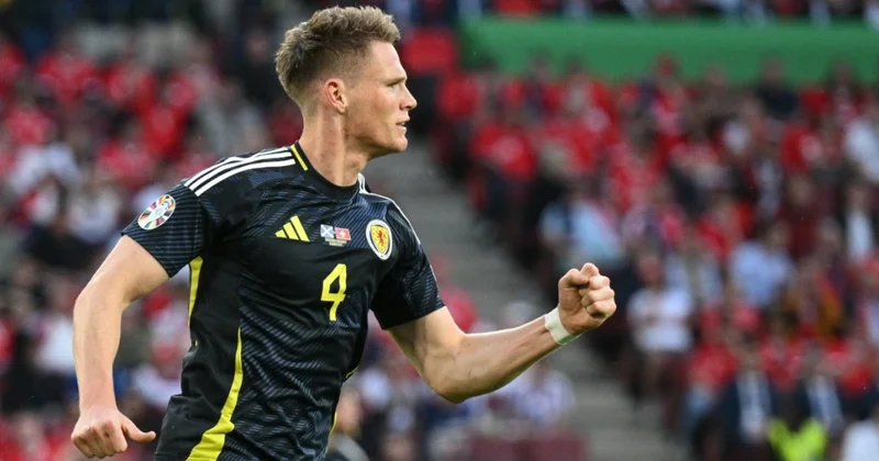 Ronaldonun rekordunu yenilədi