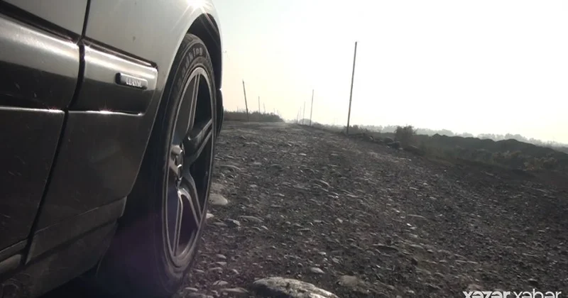 Taksi sürücüləri bu yolun hər kilometrinə 1 manat tələb edirlər VİDEO