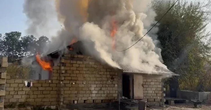 В Агджабединском районе произошел пожар в частном доме