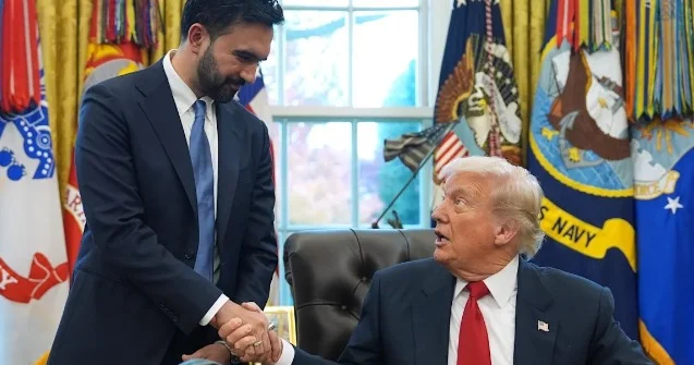 Müzakirələrə səbəb olan görüşdən Fotolar