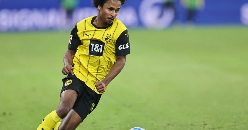 Avropanın aparıcı klubları Borussiya nın futbolçusu ilə maraqlanır