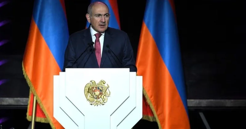 Paşinyan yeni konstitusiyanın qəbulundan DANIŞDI KONKRET