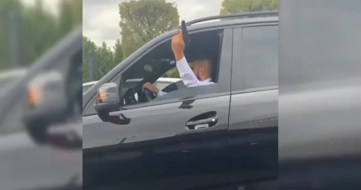 Naxçıvanda tapança ilə cip dən atəş açan CƏRİMƏLƏNDİ