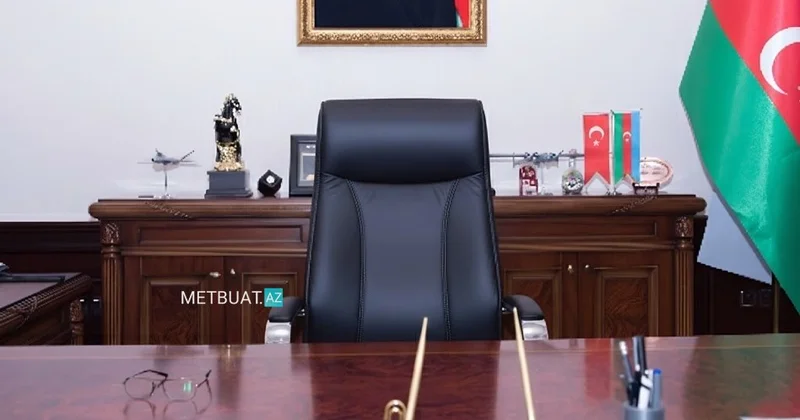 Bu rektor universitetə imtahansız qəbul olub FOTO