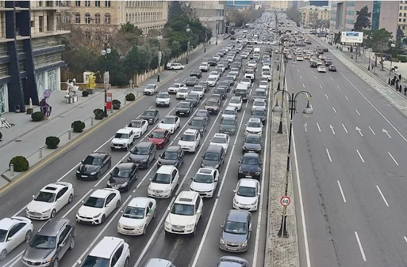 Hazırda tıxac olan yolların SİYAHISI