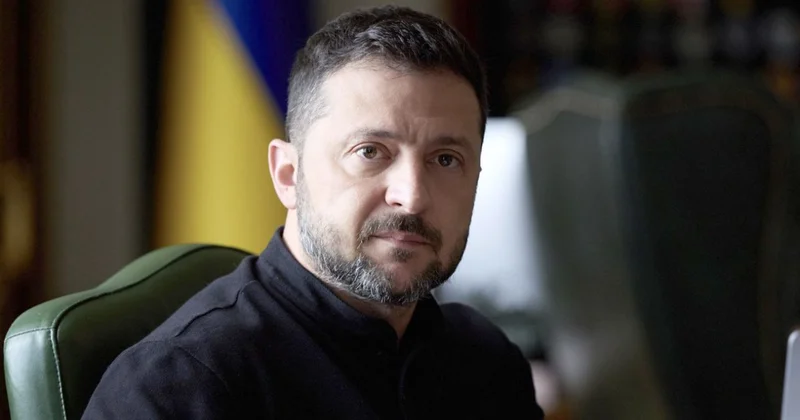 Зеленский не намерен менять главного дипломата