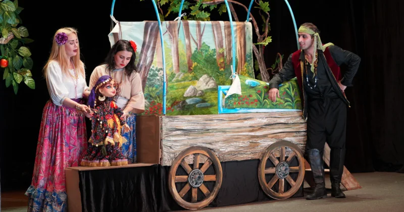 Qaraca qız ın premyerası olub