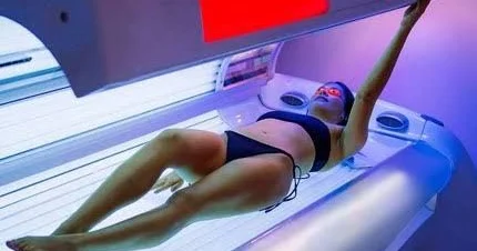 Solaryumlar dəri xərçəngi riskini üçqat artırır Qaralmaq istəyənlərin nəzərinə!