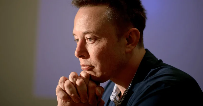 Yeni dünya rekordu: İlon Maskın sərvəti 700 milyard dolları keçdi