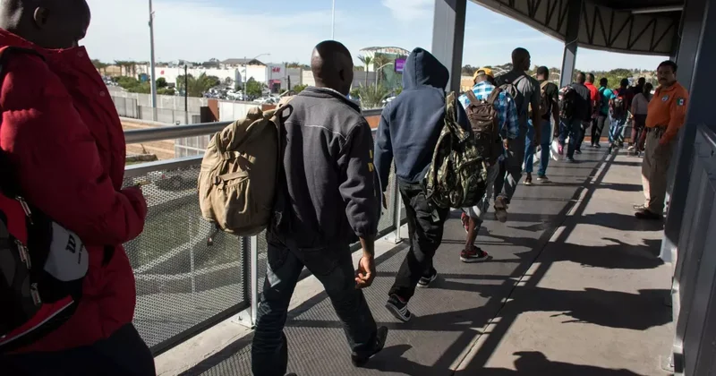 США пообещали нелегалам утроить сумму за срочную самодепортацию