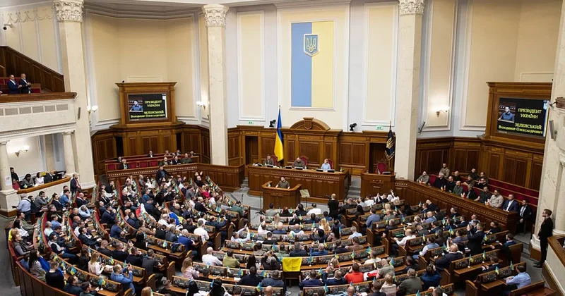 В Верховной раде создается рабочая группа по вопросу возможных выборов президента Украины