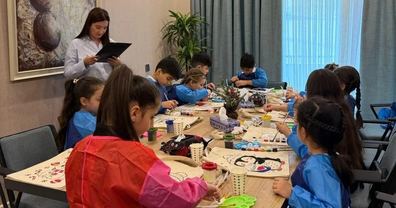 В Баку прошли творческие и психологические занятия для детей и родителей ФОТО