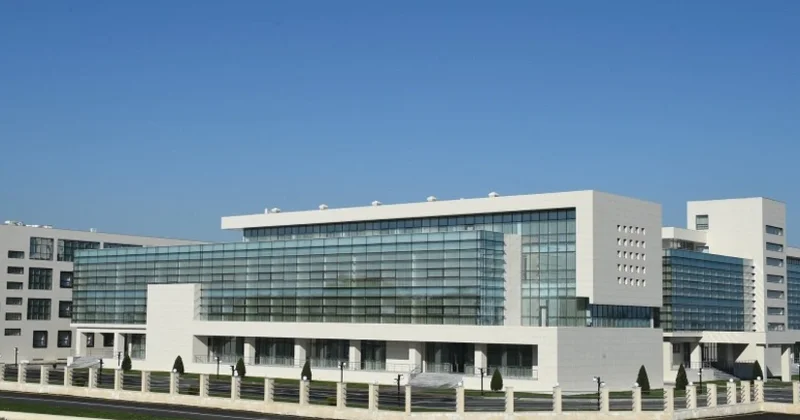 Bu xəstəxananın direktor müavini işdən çıxarıldı