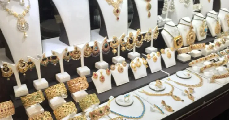 Qızıl mağazalarında niyə qəbz verilmir? Külli miqdarda cərimə