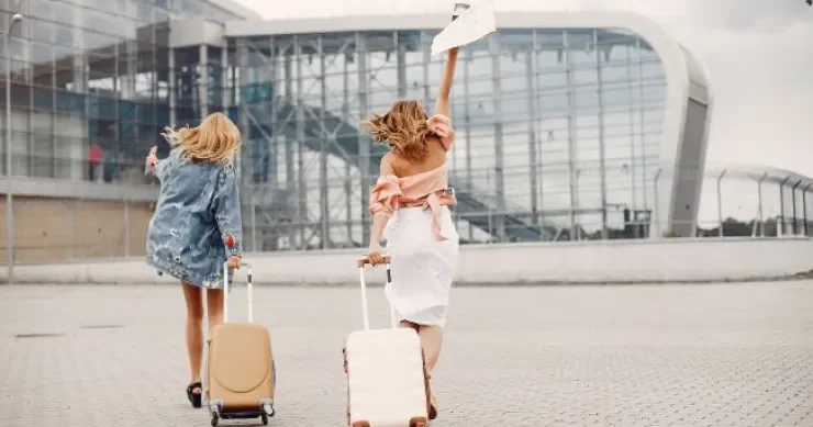 Bahalı səyahət haqlarından necə yayınmaq olar? Avropadakı ən qəribə 12 cərimə