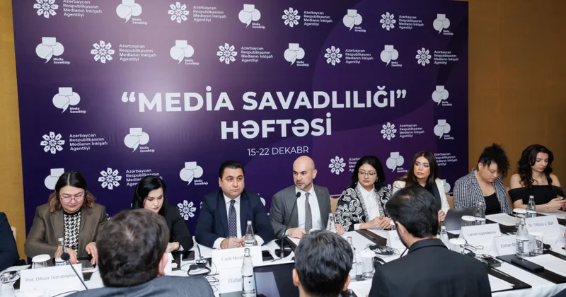 Dəyirmi masa: “Dövlətin media və cəmiyyət ilə kommunikasiyası media savadlılığı kontekstində” Fotolar