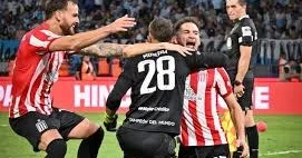 Klausuranın çempionu “Estudiantes” oldu