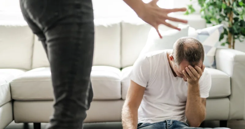 Когда жертва мужчина