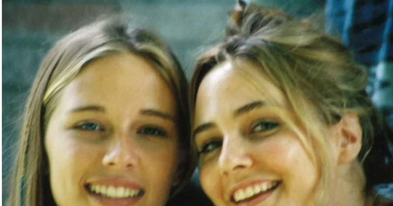 Epşteyn qurbanının bacısı 1996 cı ildə müraciət edibmiş FTB araşdırma aparmayıb